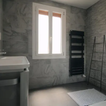 וילה Agreable Maison Pour 8 Personnes Pont-du-Château