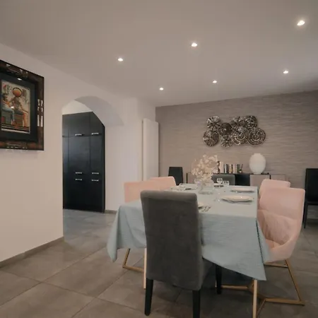 Villa Agreable Pour 8 Personnes