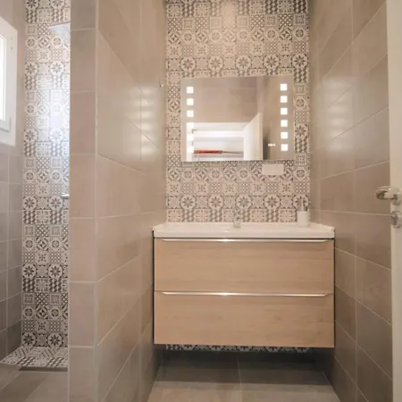 Agreable Maison Pour 8 Personnes וילה Pont-du-Château